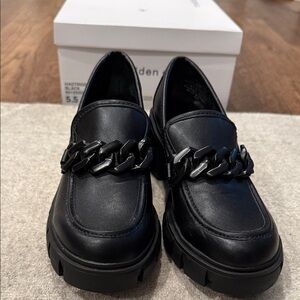 Madden Girl Black Loafers with Chunky Chain